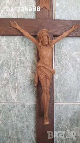 Голям дървен Кръст Разпятие, снимка 2 - Антикварни и старинни предмети - 50269856