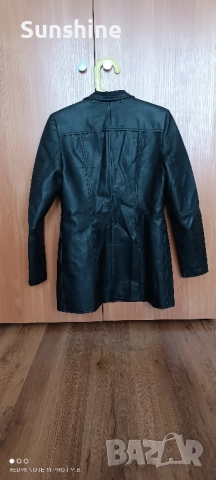 Стилно дамско вталено кожено сако/манто