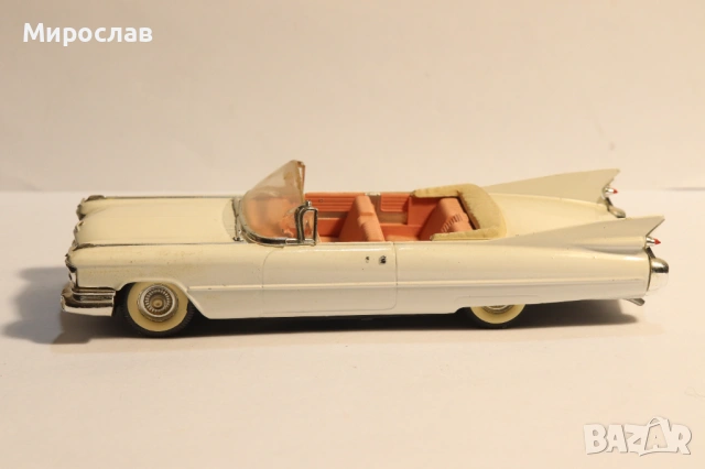 1/43 VITESSE CADILLAC ??? КОЛИЧКА КАМИОН МОДЕЛ