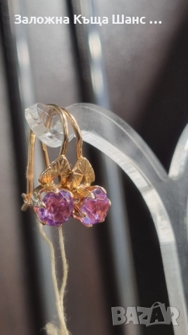 Златни обеци с корунд, 14К , снимка 6 - Обеци - 52807817