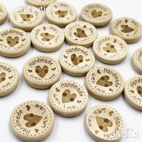 Дървени копчета handmade with love сърце - 10 бр /комплект , снимка 1 - Други - 38574281