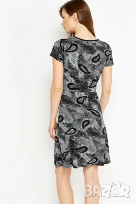 нова рокля в черно сиво, снимка 4 - Рокли - 51784262