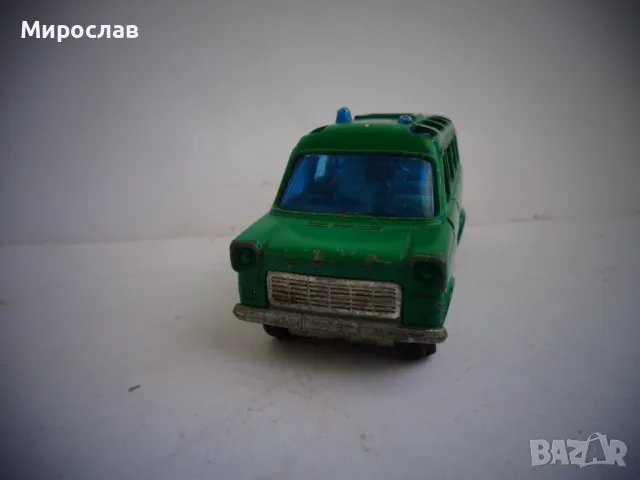 SIKU FORD TRANSIT POLICE ПОЛИЦИЯ КОЛИЧКА ИГРАЧКА МОДЕЛ, снимка 2 - Колекции - 47724954