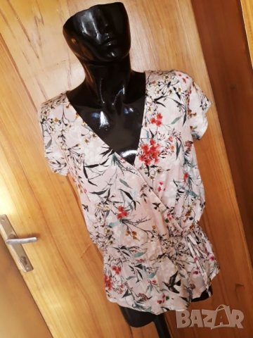 Бежова блузка трико на цветя и птици Л, снимка 1 - Тениски - 26380858