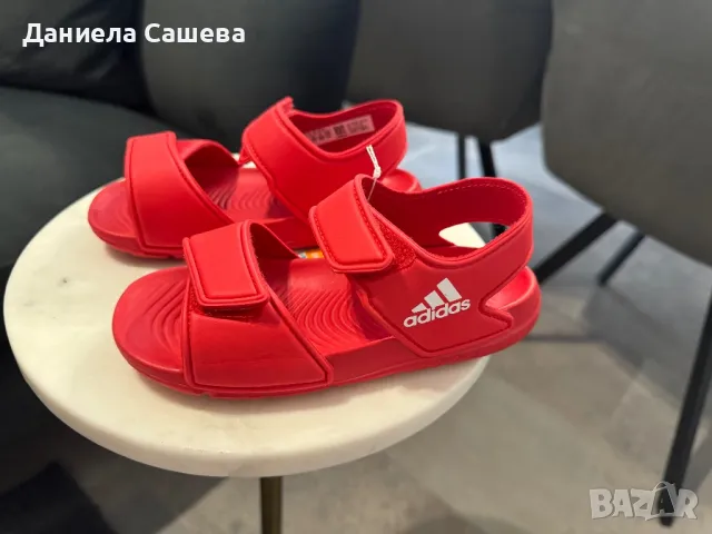 Сандали Adidas, снимка 1 - Детски сандали и чехли - 48752487