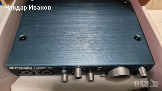PreSonus AudioBox itwo Studio - USB  Audio Interface Condenser Mic and Headphone, снимка 4 - Ресийвъри, усилватели, смесителни пултове - 48814636