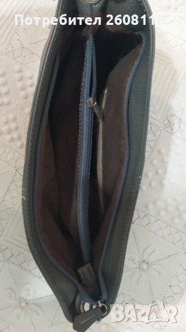 Сива кожена чанта – среден размер, снимка 8 - Чанти - 43223136