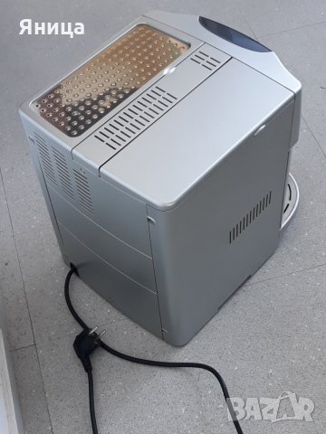 Delonghi полу-професионална кафемашина, снимка 4 - Кафемашини - 27341410