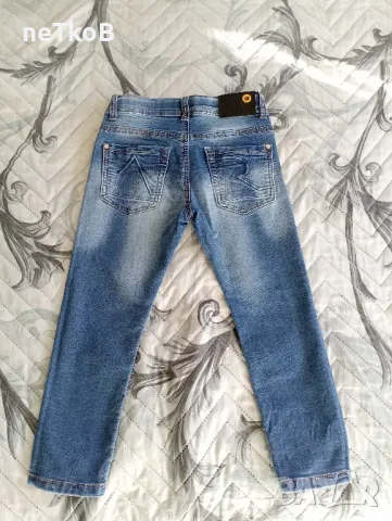 Детски дънки за 4-5год., снимка 2 - Детски панталони и дънки - 48718905