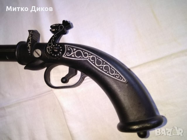 Пистолет метален за украса -тегло 620грама 370х120мм, снимка 2 - Оборудване и аксесоари за оръжия - 26327284