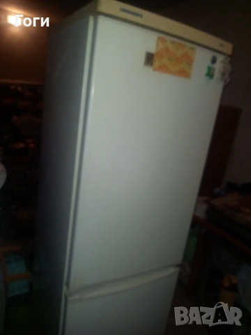 Хладилник с фризер плюс керамична печка , снимка 3 - Хладилници - 53459747