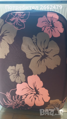 Продавам нов куфар за екскурзия или почивка., снимка 3 - Куфари - 44909116