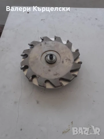 Фрезер за еталбонд, алуминиеви композитни панели