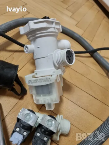 Части за Пералня INDESIT , снимка 10 - Перални - 49049619