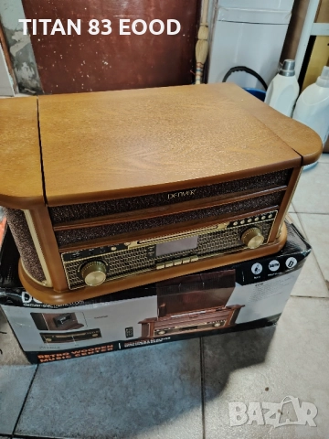 Музикалната система Denver MRD-51 в ретро дизайн