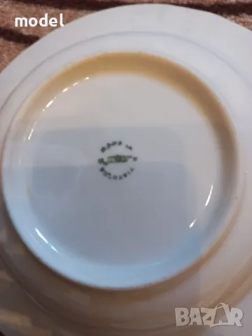 Български порцеланови чинии Незабравки, снимка 5 - Чинии - 47409914