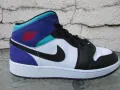 Маратонки Nike Air Jordan 1 Mid 'Aqua', снимка 1