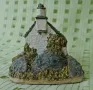 Рядко срещана къщичка Stoney Beck Cottage, колекция Англия, Lilliput Lane, снимка 4