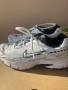 Продавам оригинални женски маратонки Nike, снимка 4