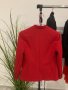 Червено сако, снимка 13