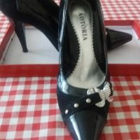 Дамски обувки, снимка 1 - Дамски обувки на ток - 39556898