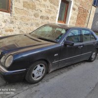 Mercedes, снимка 1 - Автомобили и джипове - 36762721