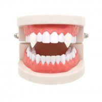 Изкуствени зъби на вампир , вампирски зъби Halloween , Хелоуин, снимка 2 - Други - 34592754