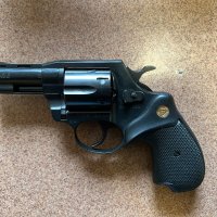Револвер Холек Модел 830, снимка 2 - Бойно оръжие - 43283978
