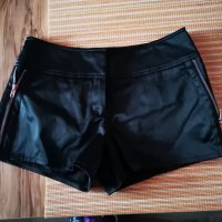 Дамски къси панталони , снимка 1 - Къси панталони и бермуди - 40881224