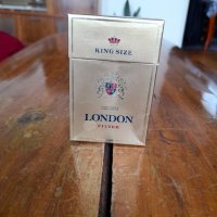 Стара кутия от цигари London, снимка 1 - Други ценни предмети - 33221125