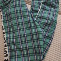 Зелен цвят панталон , снимка 3 - Панталони - 40339545