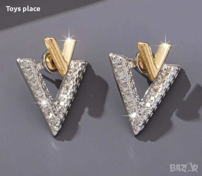 Страхотни обеци Valentino , снимка 1