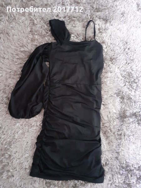 Продавам дамска рокля по тялото, снимка 1