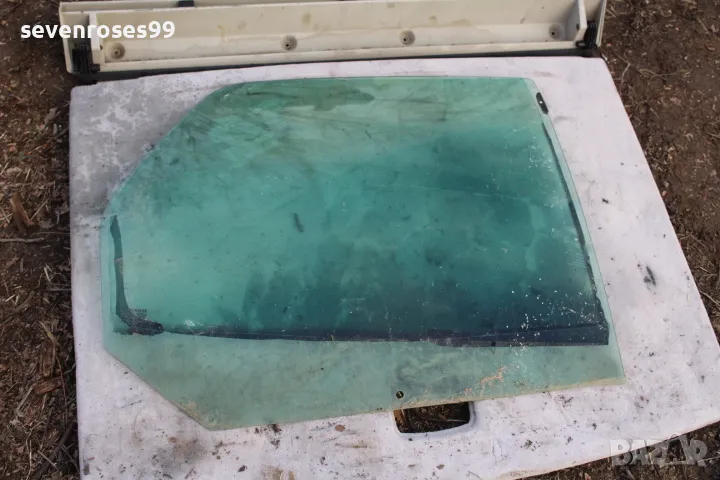 Стъкло задно дясно Рено Меган Сценик 1997 Renault Megane Scenic, снимка 1