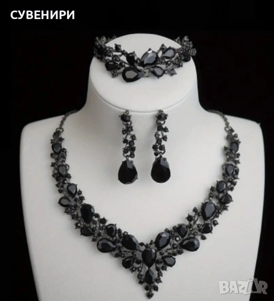 Дамско колие с обеци и гривна , снимка 1