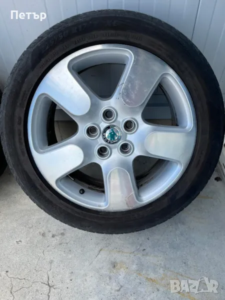 Оригинални Skoda алуминиеви джанти 17" с летни гуми Nokian 225/50 R17, снимка 1