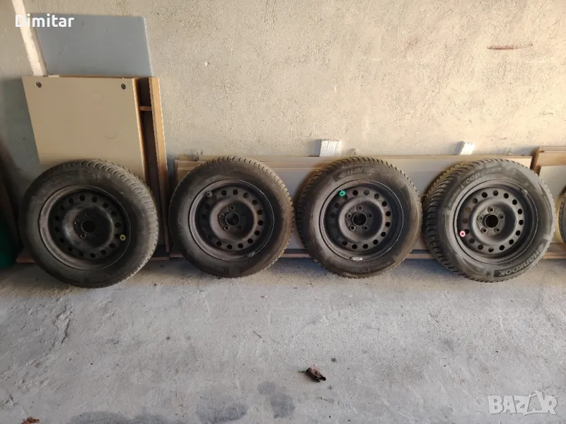 комплект зимни гуми със стоманени джанти , снимка 1