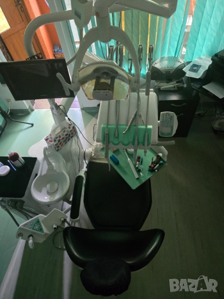 Продавам стоматологичен юнит Антос,компресор и аспирация , снимка 1