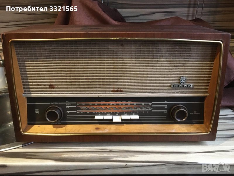 Лампово радио Grundig 2550, снимка 1