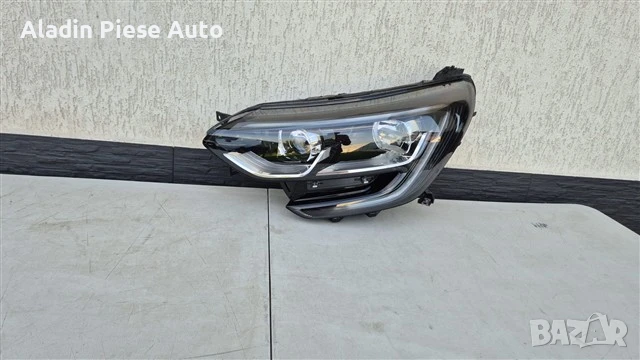 Ляв фар Renault Megane 4 година 2017 2018 2019 2020 2021 код 260607505R , снимка 1