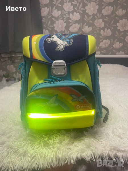 Ученическа раница, Светлоотразителна, Подплатени презрамки, 16 литра, 1,17 кг, Полиестер, снимка 1