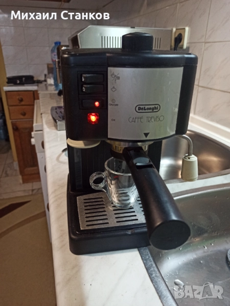 Кафе машина Делонги Тревизо работи перфектно и прави супер кафе с каймак , снимка 1
