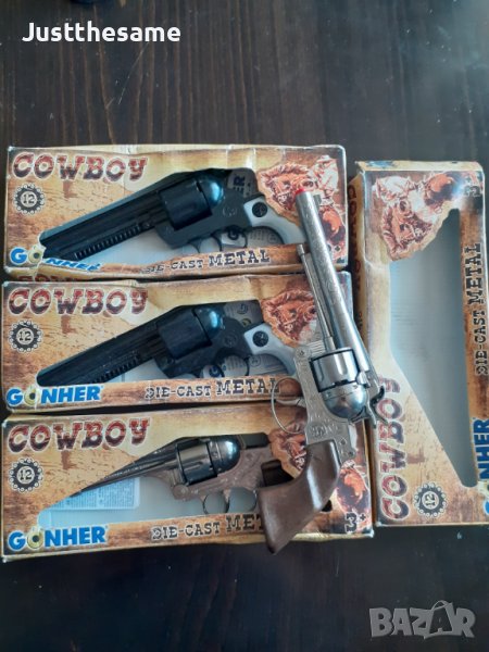 Метални пистолети с капси Gonher Каубойски револвери 12 капси 27см, снимка 1