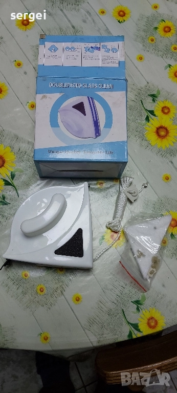 Магнитен уред за почистване на стакла., снимка 1