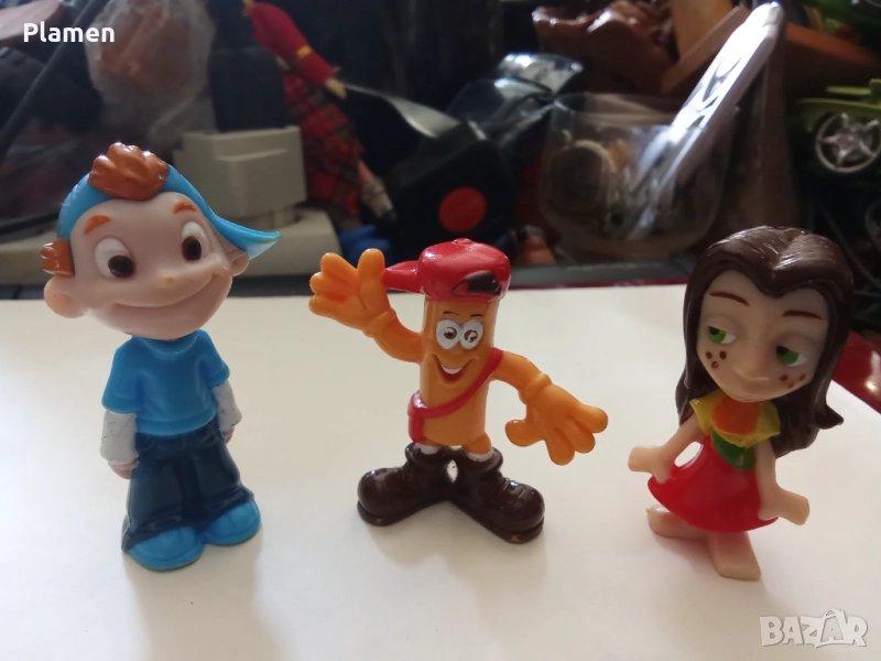 Три пластмасови фигурки от поредица , снимка 1