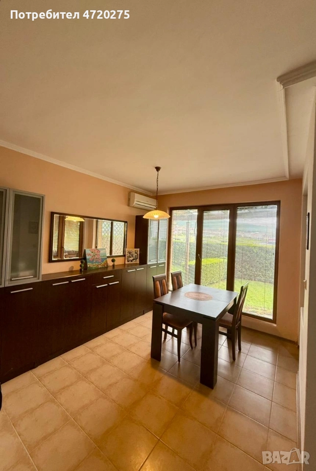 Таунхаус в комплекс с басейн , снимка 1