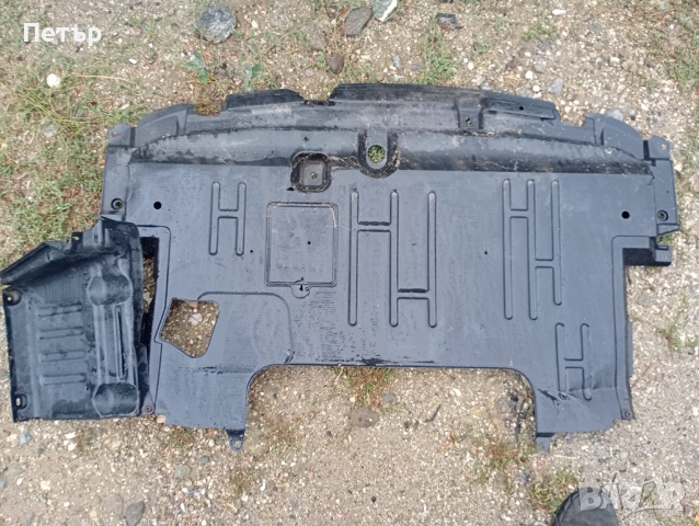 Кора под двигателя тойота ярис 2006-2011г 51441-00130, снимка 4 - Части - 51958768