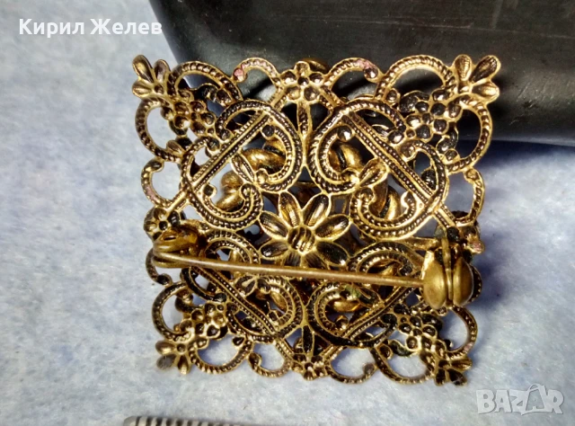 СТАРИННА РАЗКОШНА ПОЗЛАТЕНА МЕДНА БРОШКА ФИНА РЪЧНА МАЙСТОРСКА АЖУРНА ИЗРАБОТКА 20442, снимка 11 - Антикварни и старинни предмети - 51255531