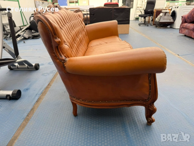 2411    ретро кожен холов диван /  канапе 200 см -цена 265лв или 135,49 евро  -ретро , с дърворезба , снимка 4 - Дивани и мека мебел - 52522234