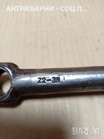 Стар Голям Ключ За Джанти Машини Техника 1.400кг. 38мм., снимка 8 - Антикварни и старинни предмети - 51644883